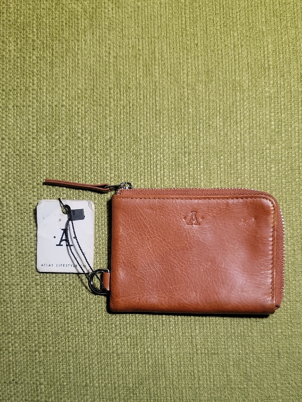 Atlas Lifestyle Tan Leather Zip Wallet